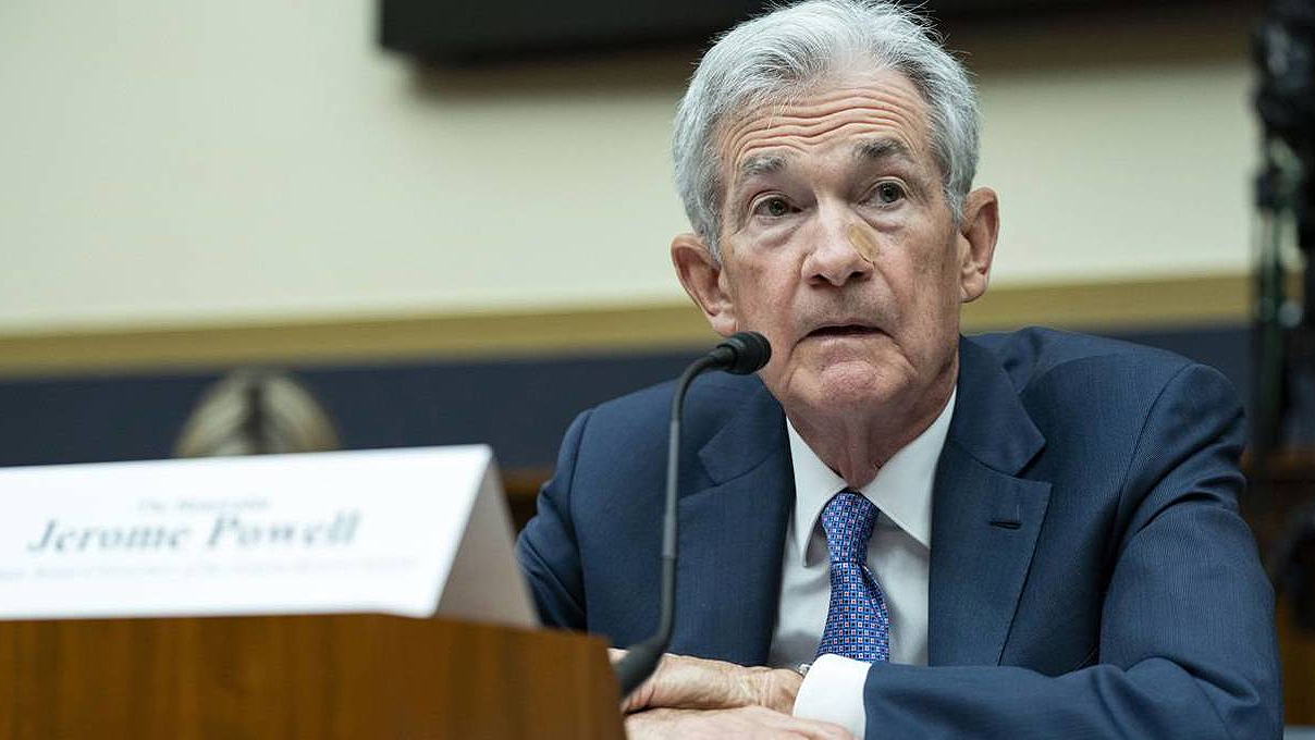 Jerome Powell testifying in Contress