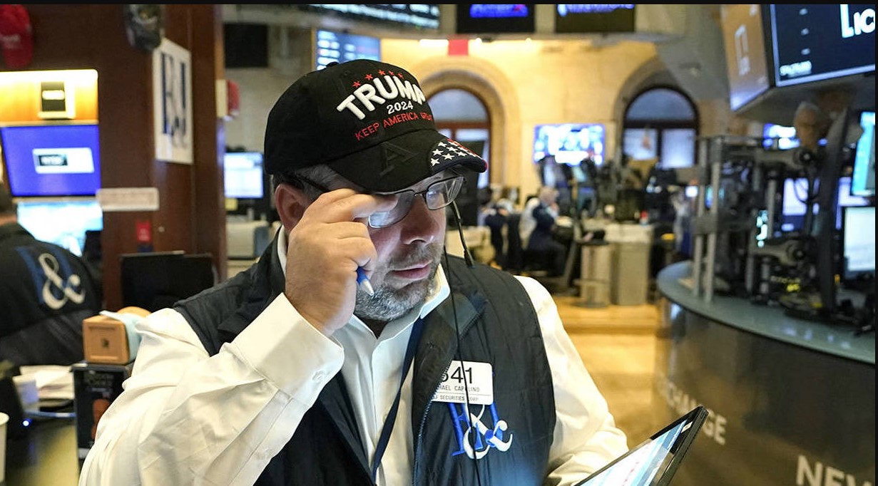 trader with Trump cap