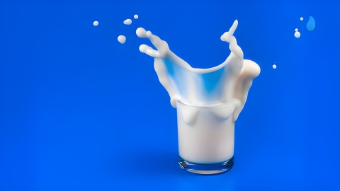 milk-splashrf5